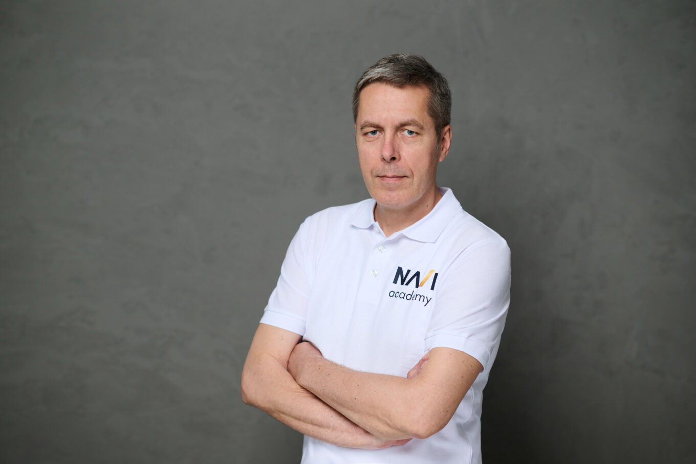 Marcin Rasek - ekspert w dziedzinie badań NDT, trener badań NDT, kierownik centrum szkoleniowego NDT, prowadzący